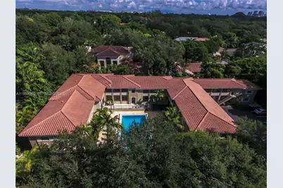 125 Edgewater Dr #1, Coral Gables, FL 33133 - Photo 11