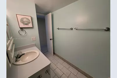 401 Golden Isles Dr #1114, Hallandale Beach, FL 33009 - Photo 21