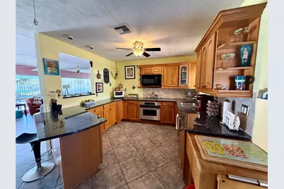 201 SE 3rd Ave, Pompano Beach, FL 33060 - Photo 13