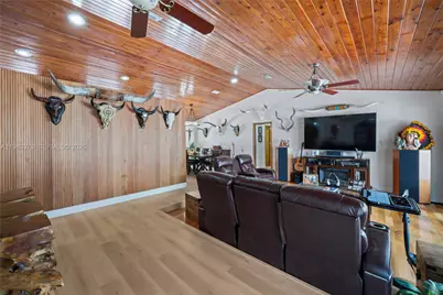 10320 SW 139th St, Miami, FL 33176 - Photo 9