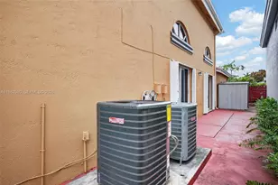 15672 SW 91st Ln, Miami, FL 33196 - Photo 43