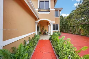 15672 SW 91st Ln, Miami, FL 33196 - Photo 7