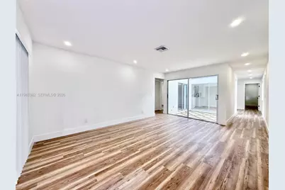 5028 NW 6th St, Delray Beach, FL 33445 - Photo 9