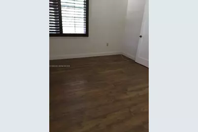 8927 Hawthorne Ave, Surfside, FL 33154 - Photo 27