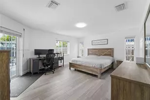 7827 NW 166th Terrace, Miami Lakes, FL 33016 - Photo 17