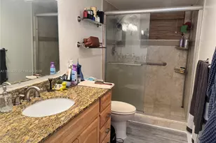 3600 NE 170th St, North Miami Beach, FL 33160 - Photo 21