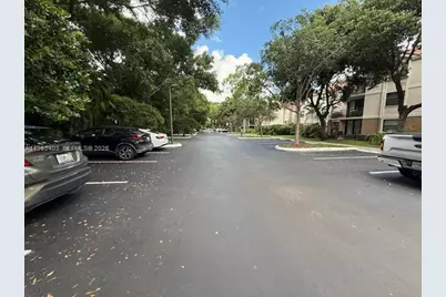 10161 W Sunrise #104, Plantation, FL 33322 - Photo 3