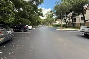 10161 W Sunrise, Plantation, FL 33322 - Photo 3