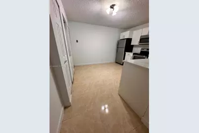 10161 W Sunrise #104, Plantation, FL 33322 - Photo 7