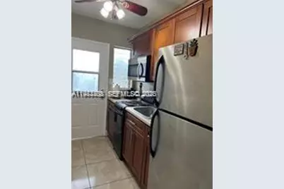 8310 Byron Ave #7, Miami Beach, FL 33141 - Photo 1