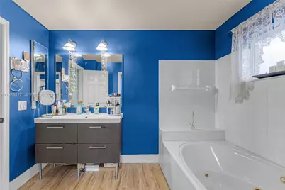 5208 NW 103rd Ave, Doral, FL 33178 - Photo 25