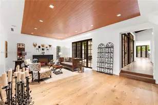 1277 N Venetian Way, Miami, FL 33139 - Photo 17