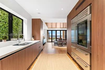 1277 N Venetian Way, Miami, FL 33139 - Photo 21