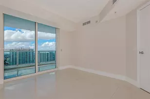 41 SE 5th St, Miami, FL 33131 - Photo 21
