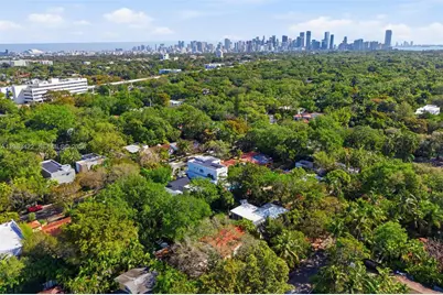 2235 Overbrook St, Miami, FL 33133 - Photo 9