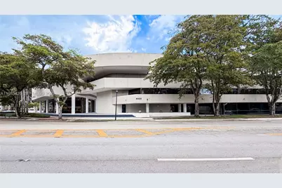 6610 E Miami Lakes Dr, Miami Lakes, FL 33014 - Photo 47