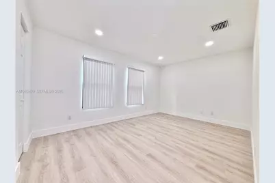 404 Sandtree Dr, Palm Beach Gardens, FL 33403 - Photo 21