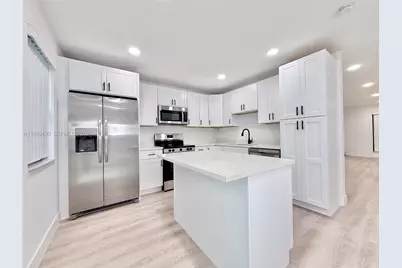 404 Sandtree Dr, Palm Beach Gardens, FL 33403 - Photo 9