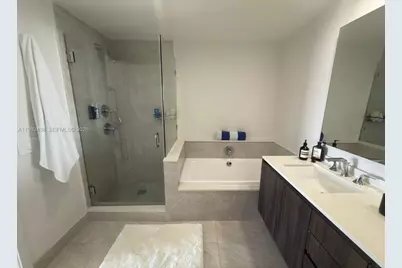 488 NE 18th St #3300, Miami, FL 33132 - Photo 29