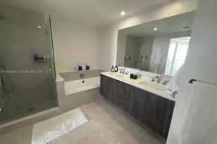 488 NE 18th St, Miami, FL 33132 - Photo 27