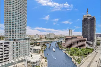 185 SW 7th St #1600, Miami, FL 33130 - Photo 1