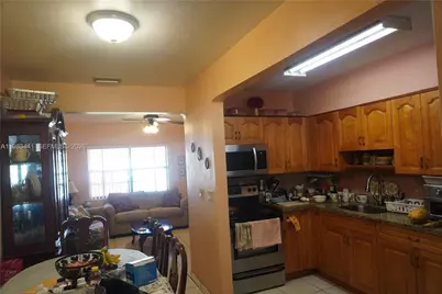 2660 SW 36th Ave, Miami, FL 33133 - Photo 17