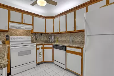 339 Pine Ridge Cir #D-1, Greenacres, FL 33463 - Photo 13