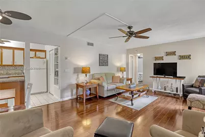 339 Pine Ridge Cir #D-1, Greenacres, FL 33463 - Photo 9