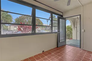 339 Pine Ridge Cir, Greenacres, FL 33463 - Photo 5