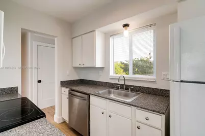 2920 S Le Jeune Rd #1, Coral Gables, FL 33134 - Photo 5