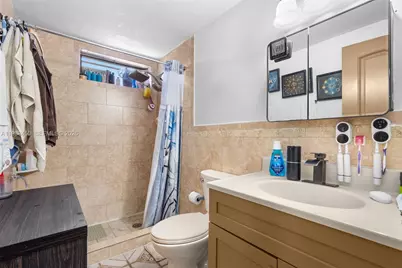 20 W 37th St, Hialeah, FL 33012 - Photo 59