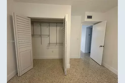 20 W 37th St, Hialeah, FL 33012 - Photo 27