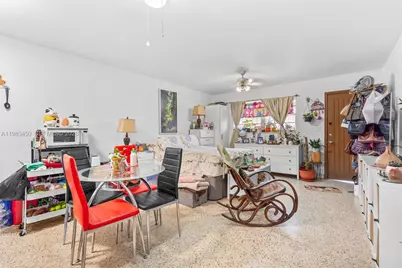 20 W 37th St, Hialeah, FL 33012 - Photo 75