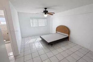 1630 W 46th St, Hialeah, FL 33012 - Photo 9