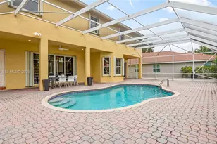 1646 Victoria Pointe Ln, Weston, FL 33327 - Photo 49