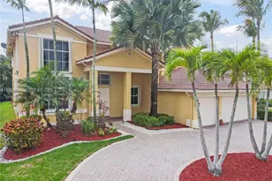 1646 Victoria Pointe Ln, Weston, FL 33327 - Photo 53