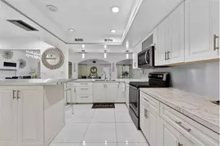 7777 Fairway Blvd, Miramar, FL 33023 - Photo 5