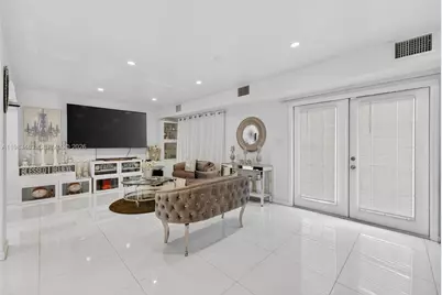 7777 Fairway Blvd, Miramar, FL 33023 - Photo 9