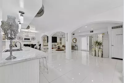 7777 Fairway Blvd, Miramar, FL 33023 - Photo 7