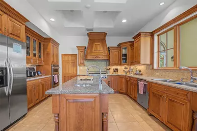 6075 SW 85th Ave, Miami, FL 33143 - Photo 11