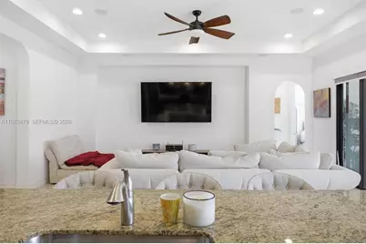 1296 SW 113th Way, Pembroke Pines, FL 33025 - Photo 21