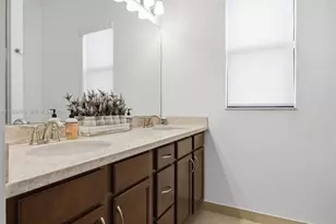 1296 SW 113th Way, Pembroke Pines, FL 33025 - Photo 41
