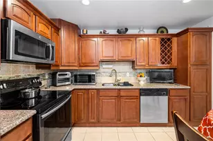 13329 SW 113th Pl, Miami, FL 33176 - Photo 11