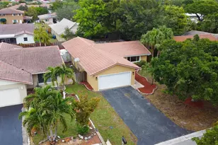 8915 NW 26th Ct, Coral Springs, FL 33065 - Photo 21