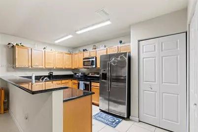 22401 SW 88th Pl #12-27, Cutler Bay, FL 33190 - Photo 11