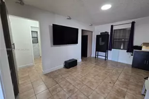 704 SW 2nd Ave, Dania Beach, FL 33004 - Photo 7