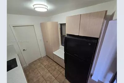 704 SW 2nd Ave, Dania Beach, FL 33004 - Photo 5