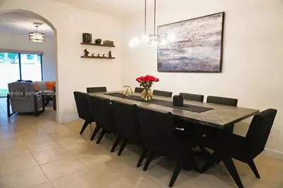 3280 W 92nd Pl, Hialeah, FL 33018 - Photo 7