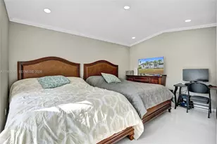 6405 SW 152nd Cir Pl, Miami, FL 33193 - Photo 15