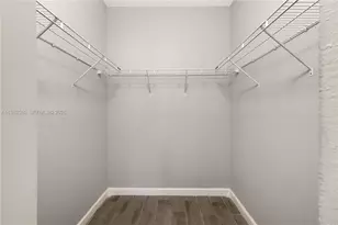 373 NE 26th Pl, Homestead, FL 33033 - Photo 11